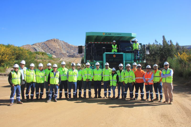 Implementación de camiones eléctricos en Minera La Arena